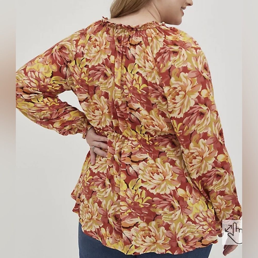 Torrid - RAYON CREPE TIE WAIST PEASANT TOP Size: 22/24 - Picture 3 of 5